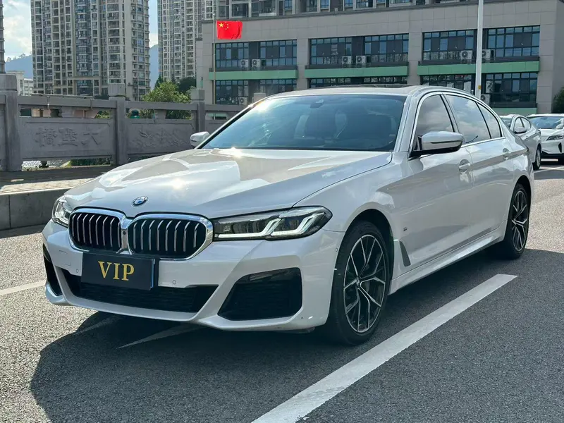 BMW 5-Series, 2023