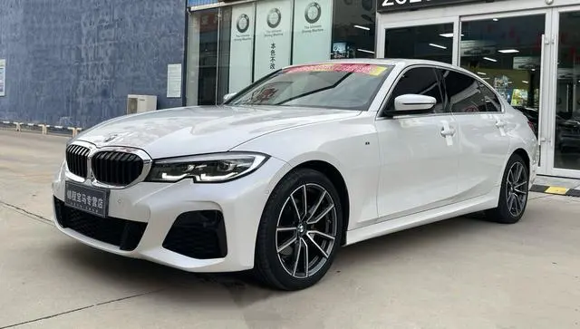 BMW 3-Series, 2020