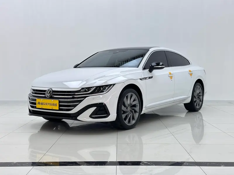 Volkswagen CC, 2024