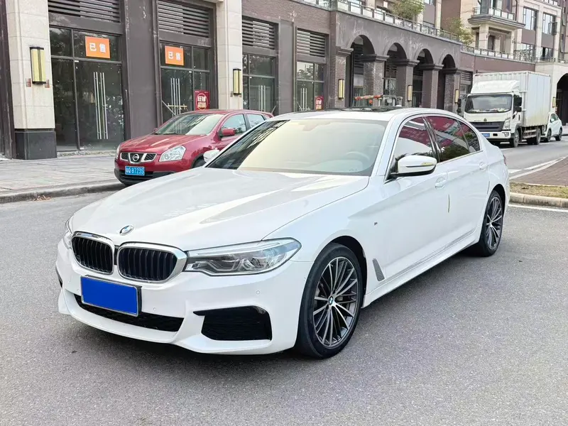 BMW 5-Series, 2020