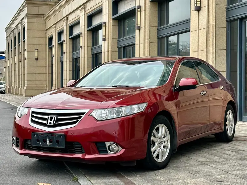 Honda Spirior 2.0L Luxury Edition, 2013 — фото 1