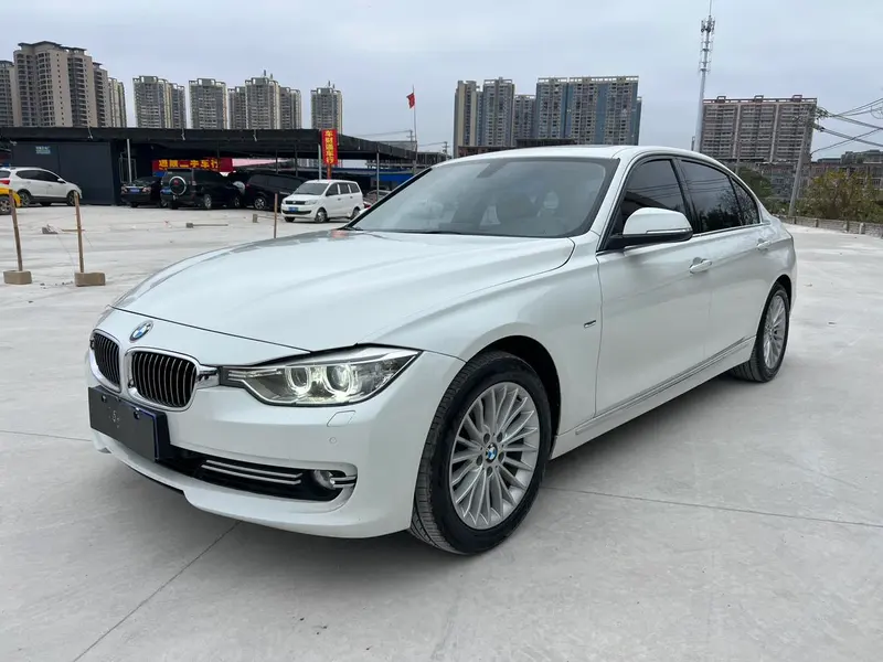 BMW 3-Series, 2013