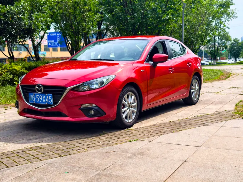 Mazda 3 Axela, 2016