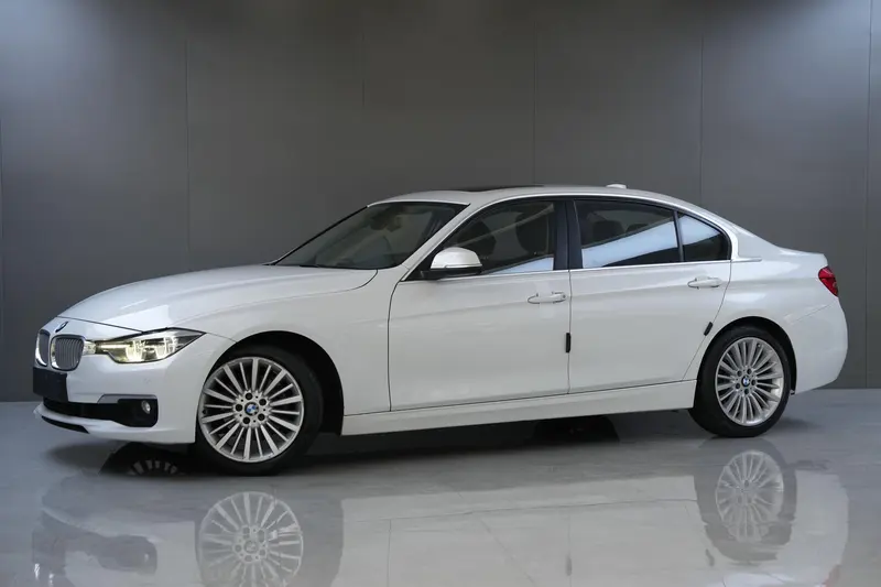 BMW 3-Series, 2018
