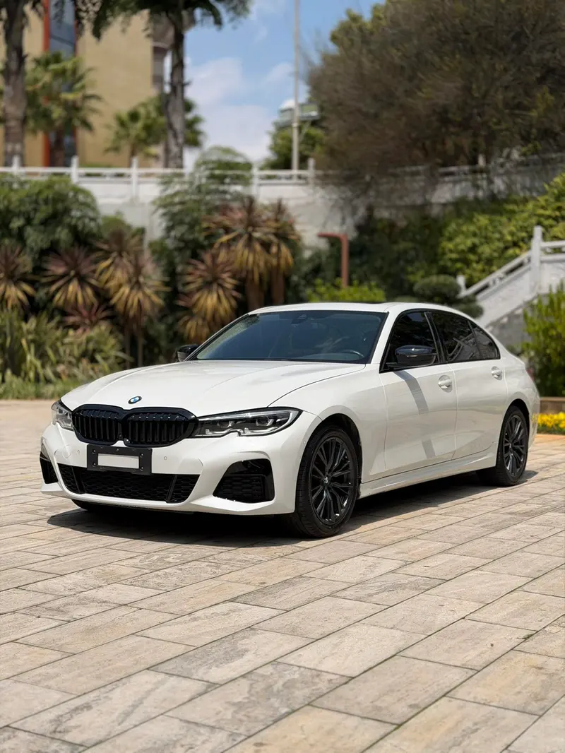 BMW 3-Series, 2021