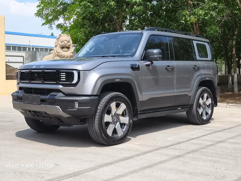 Beijing Off-Road BJ40 EREV, 2025