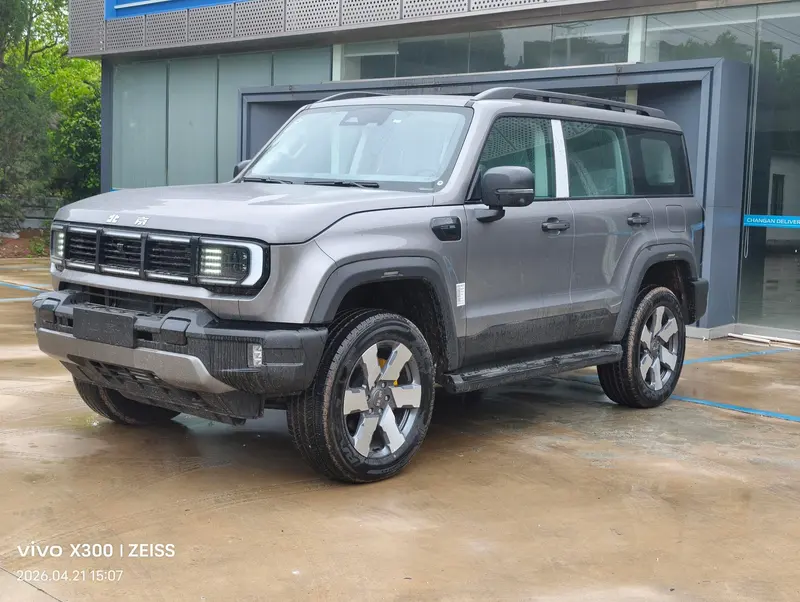 Beijing Off-Road BJ40 EREV, 2025