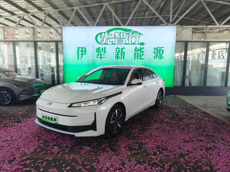 Changan Qiyuan A05, 2025