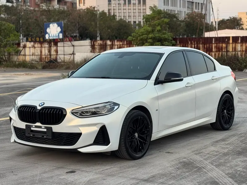 BMW 1-Series, 2021