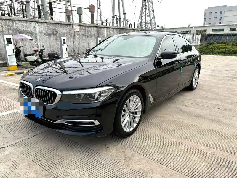 BMW 5-Series, 2019