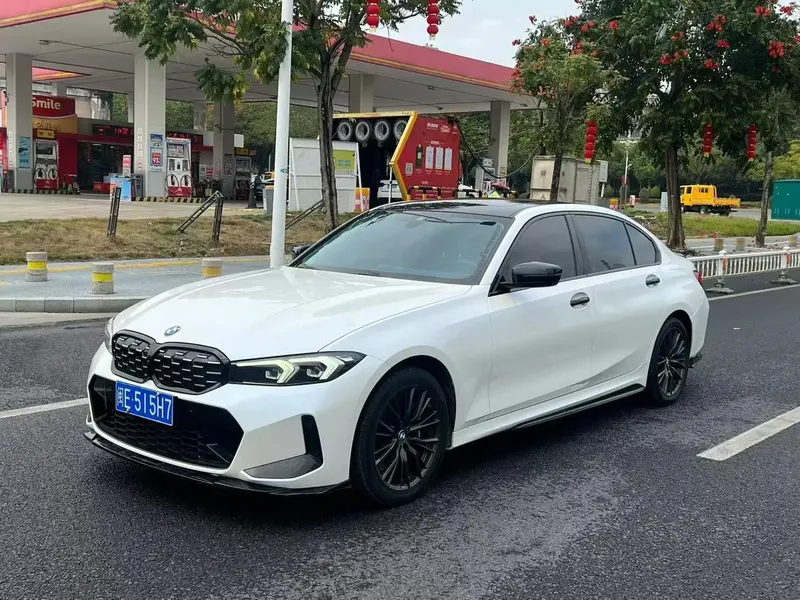 BMW 3-Series, 2023