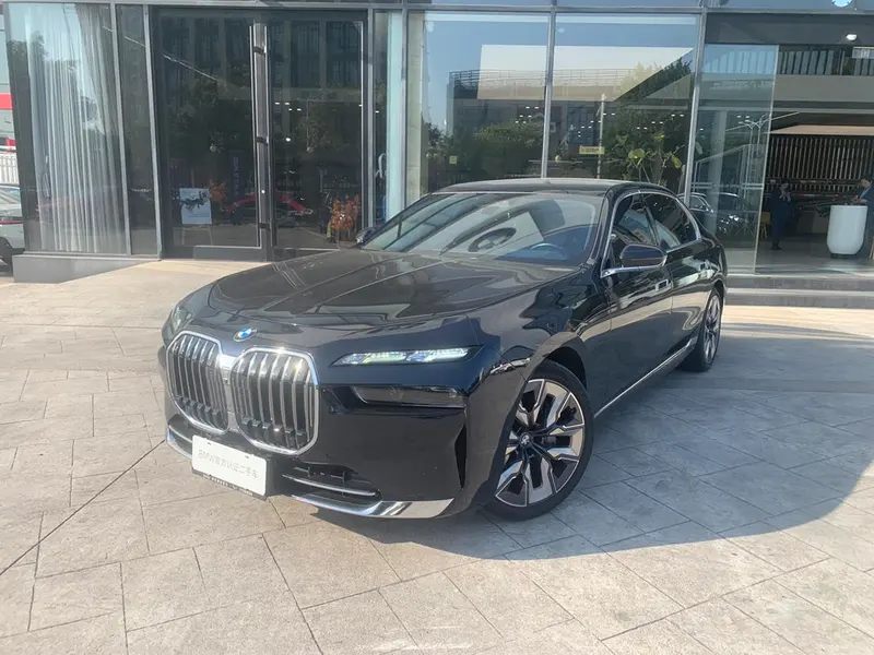 BMW 7-Series, 2023