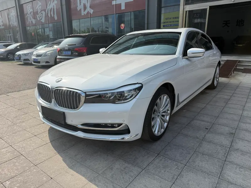 BMW 7-Series, 2018