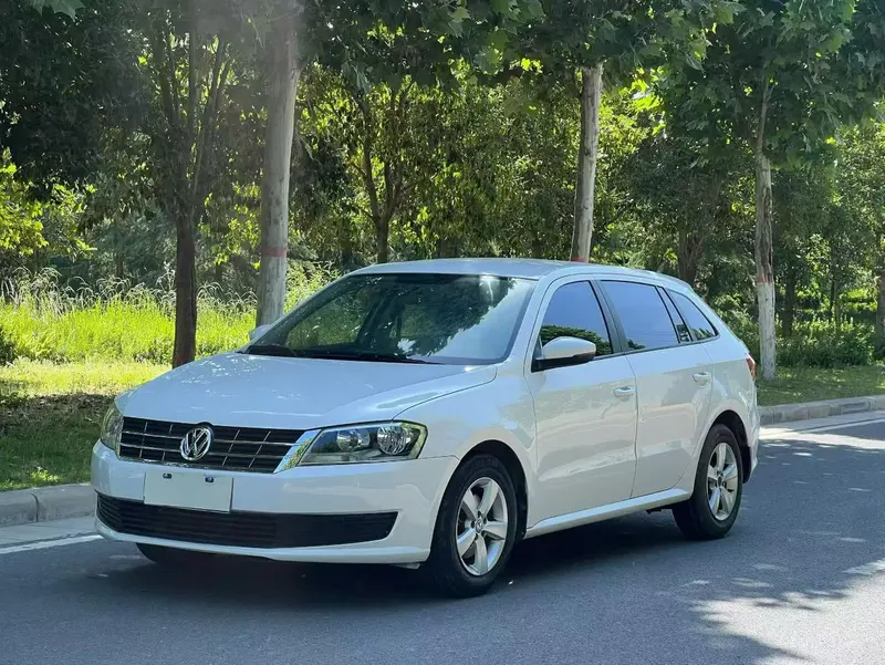 Volkswagen Gran Lavida, 2013