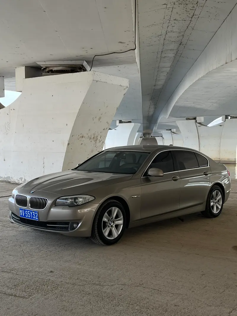 BMW 5-Series, 2011