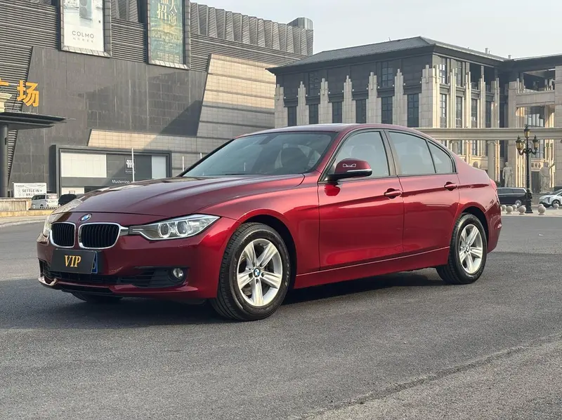 BMW 3-Series, 2015