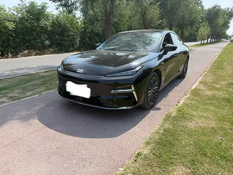 Galaxy Xingyao 8 PHEV, 2025