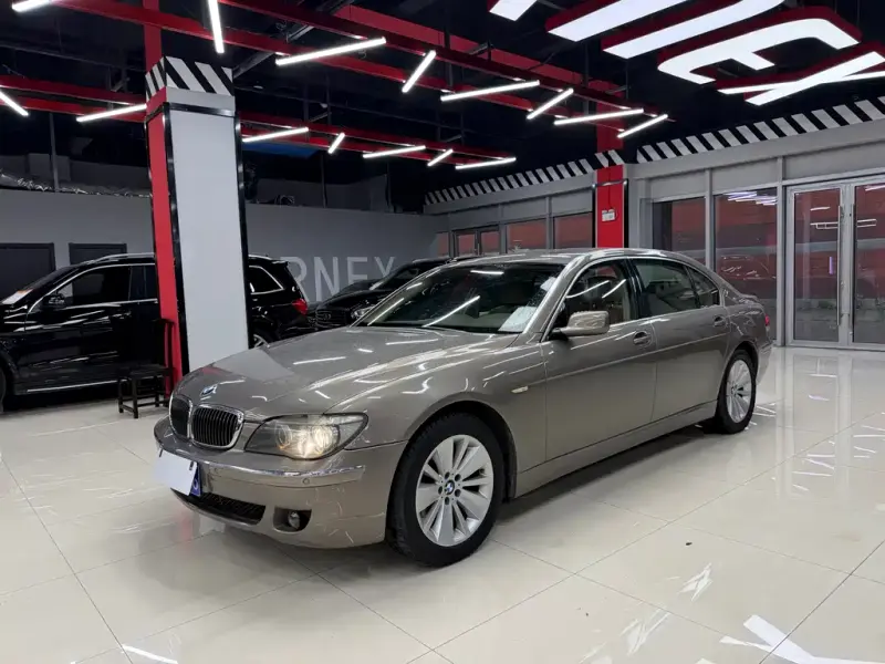 BMW 7 Series, 2005