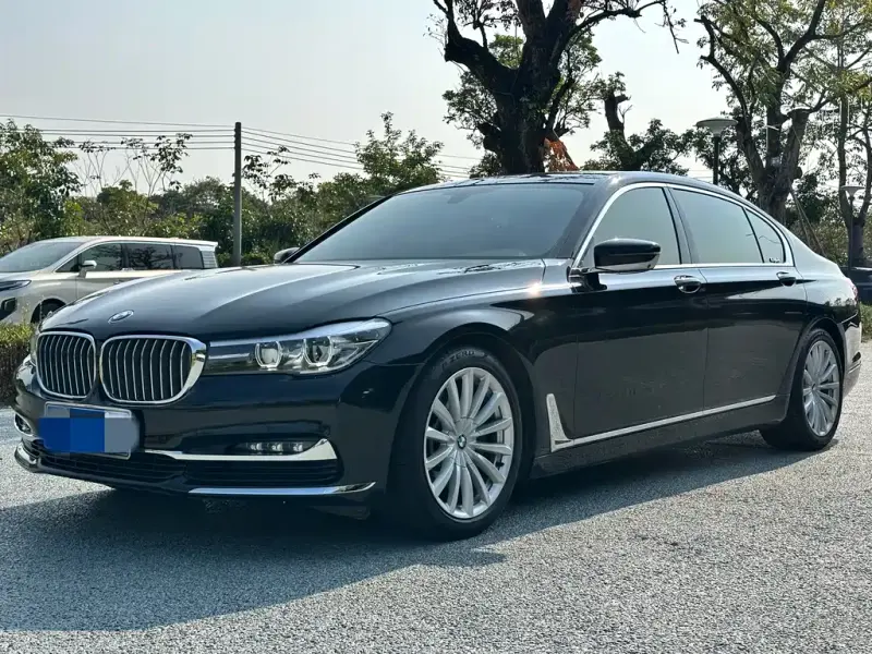 BMW 7 Series, 2019