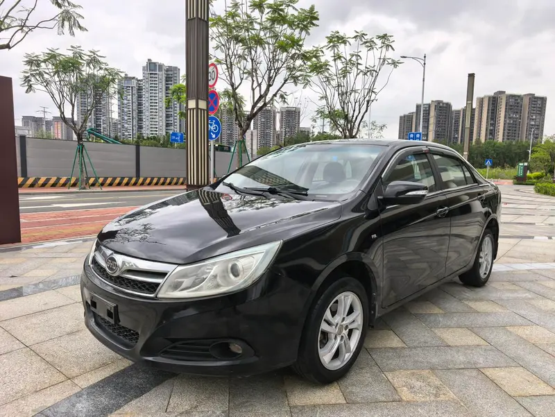 BYD Surui 1.5L Auto Comfort Version, 2014 — фото 1