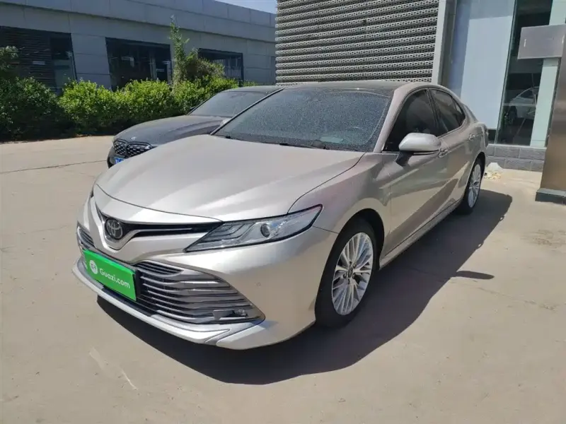 Toyota Camry, 2020 — фото 1