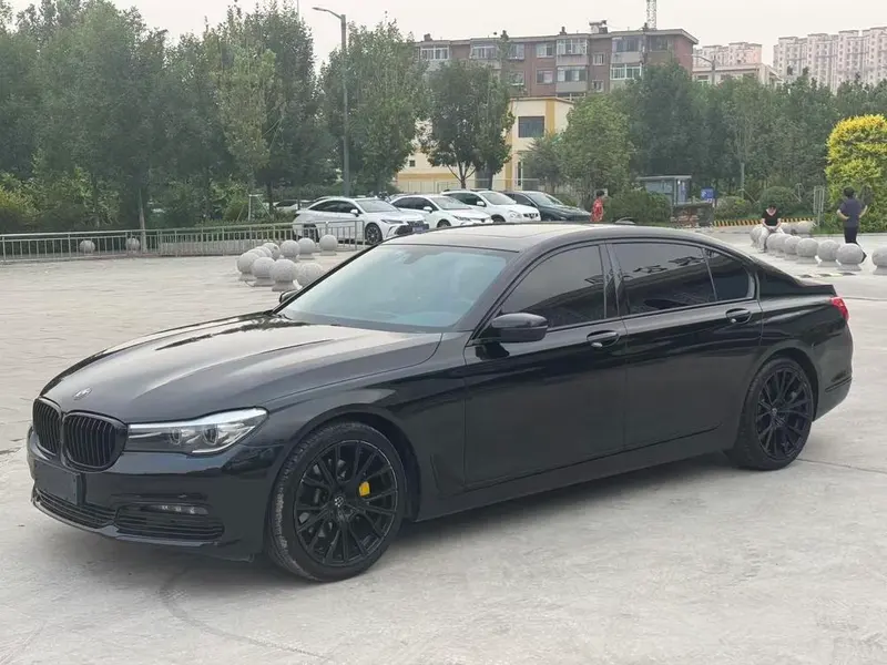 BMW 7-Series, 2016