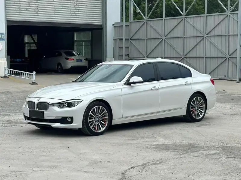BMW 3-Series, 2019