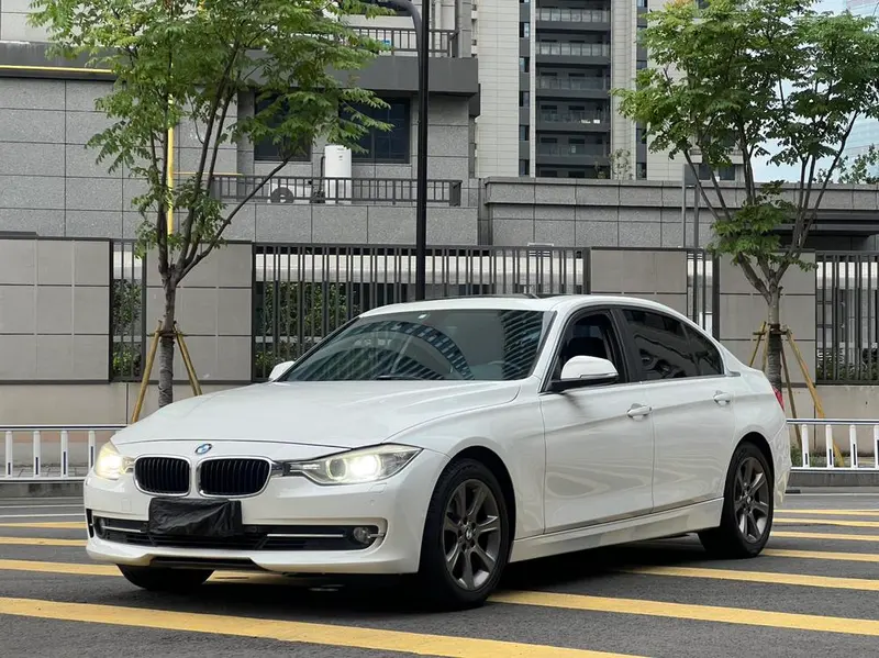 BMW 3-Series, 2014