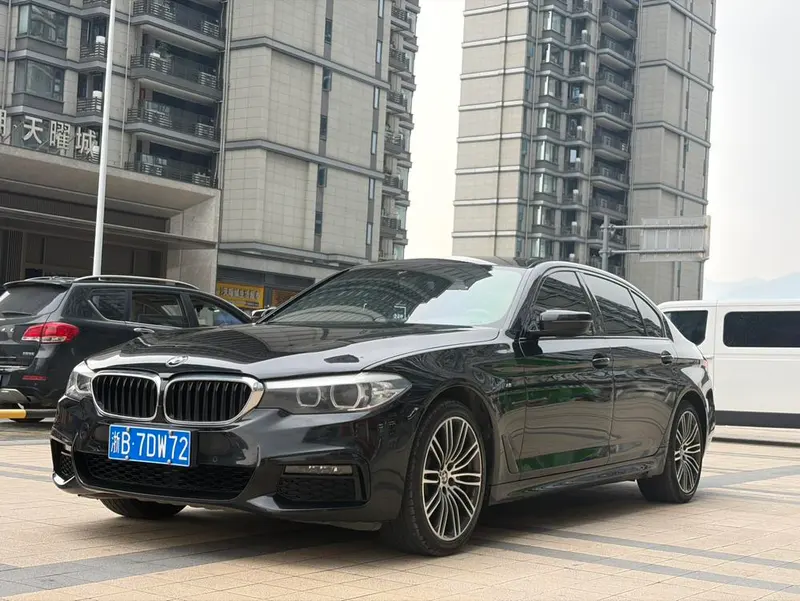 BMW 5-Series, 2019