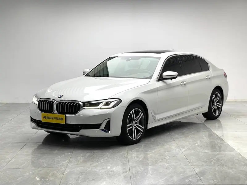 BMW 5-Series, 2021