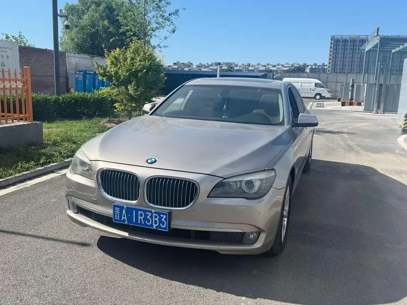 BMW 7-Series, 2009