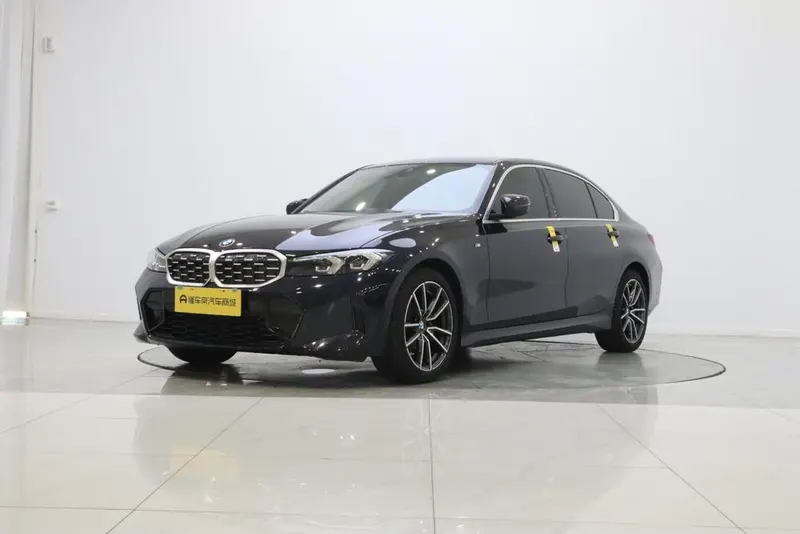 BMW 3-Series, 2023
