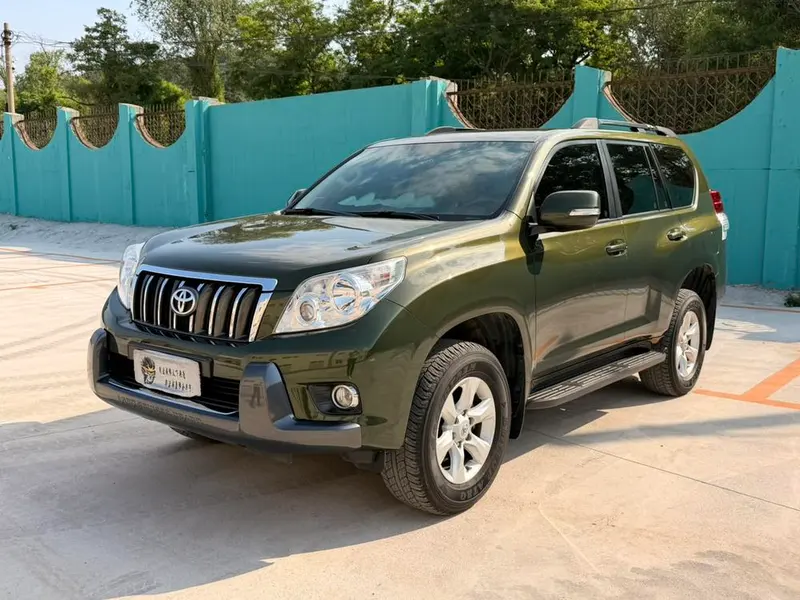 Toyota Prado (Import) 2.7L Auto 4WD 7 Seater Parallel Import, 2010 — фото 1