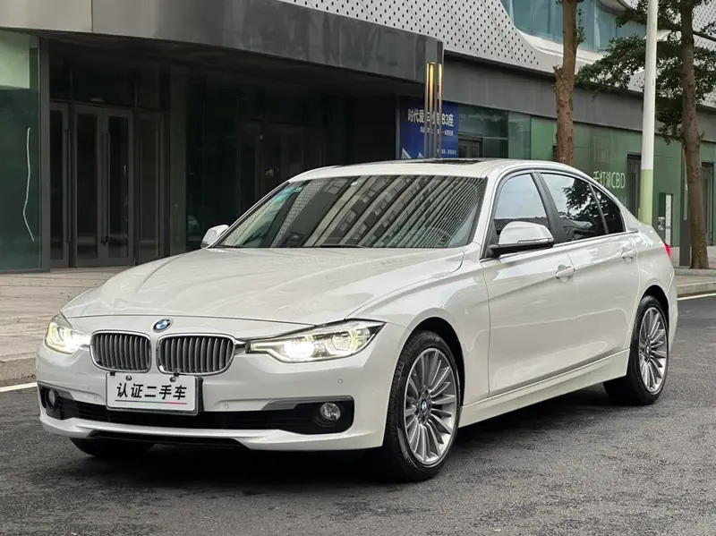 BMW 3-Series, 2019
