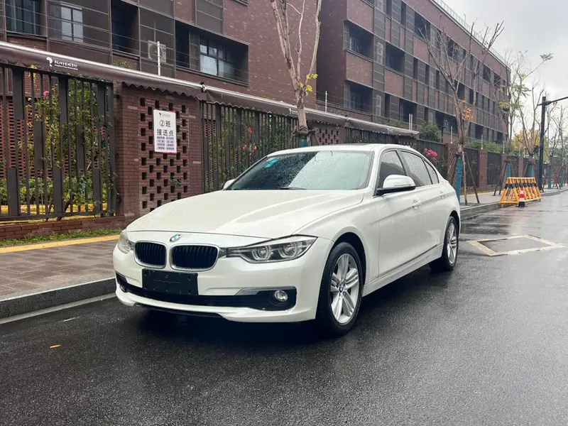 BMW 3-Series, 2016