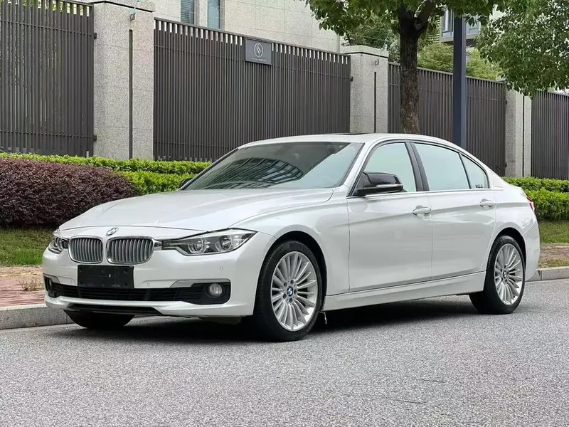 BMW 3-Series, 2018