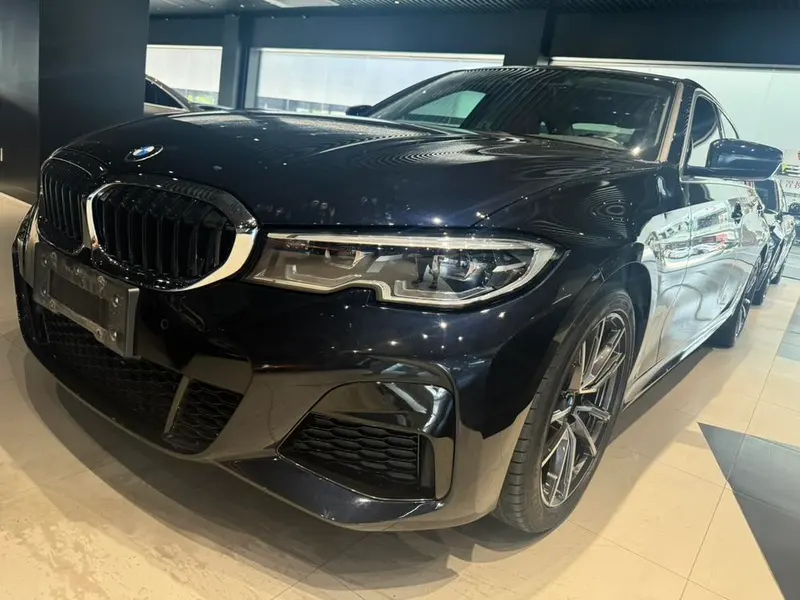 BMW 3-Series, 2021