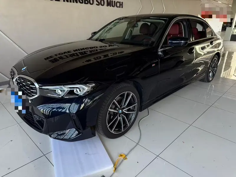BMW 3-Series, 2025
