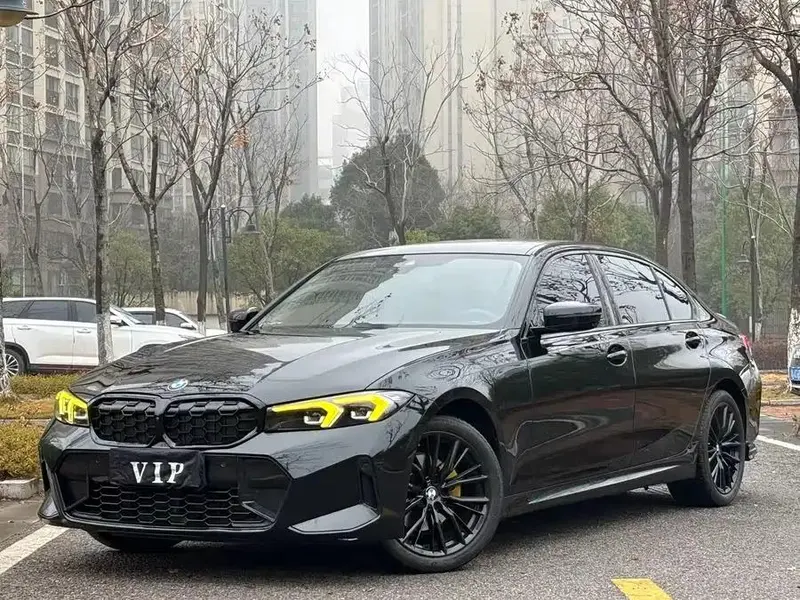 BMW 3-Series, 2023