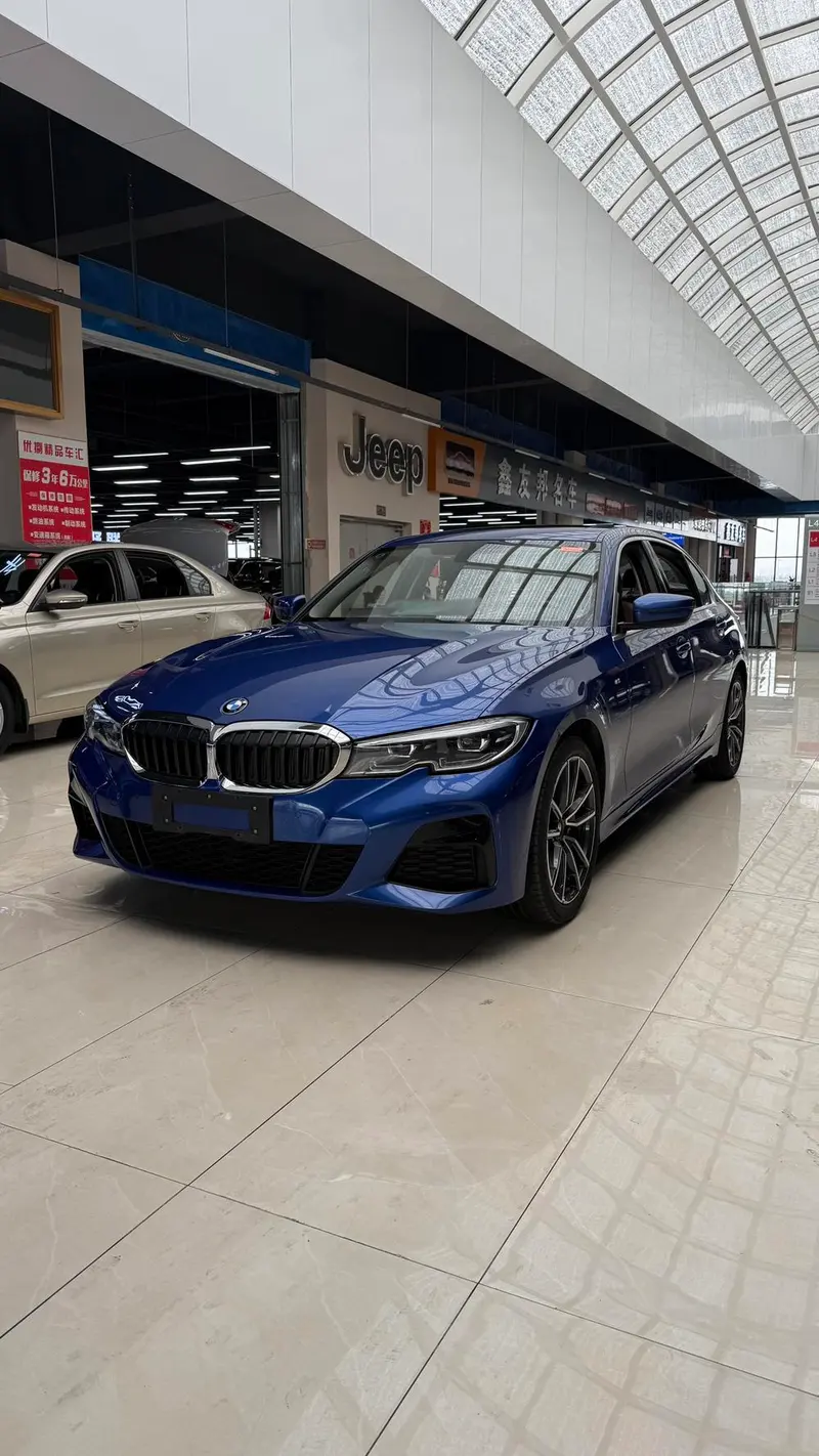 BMW 3-Series, 2021