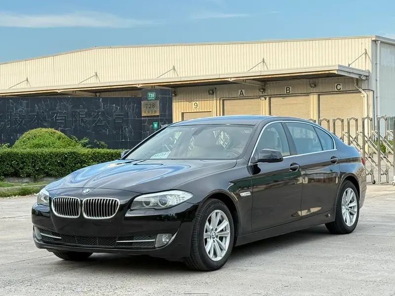 BMW 5-Series, 2011