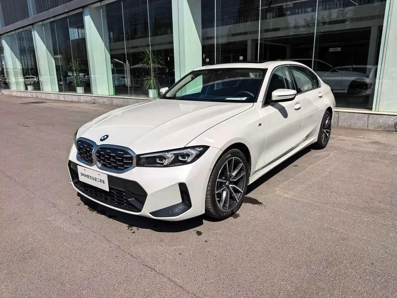 BMW 3-Series, 2023