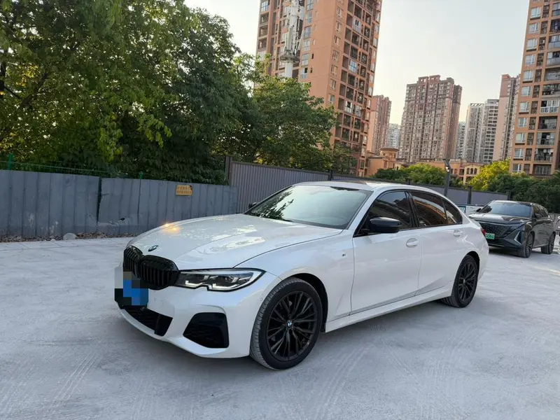 BMW 3-Series, 2020
