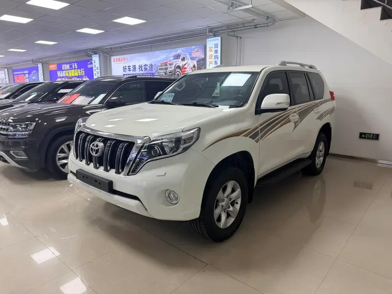 Toyota Prado (Import) 2.7L Auto 4WD 7 Seater Parallel Import, 2013 — фото 1