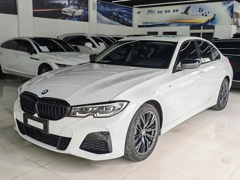 BMW 3-Series, 2021