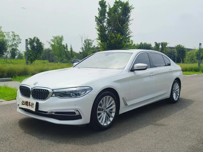 BMW 5-Series, 2020
