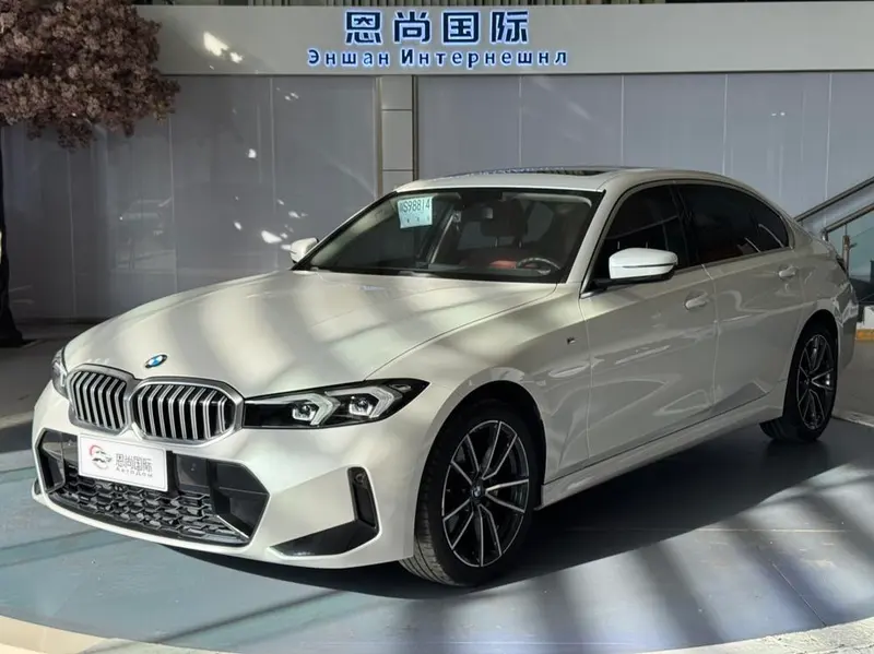 BMW 3-Series, 2023