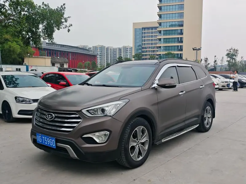 Hyundai Grand Santa Fe 3.0L 7 Seater 4WD Comfort Edition, 2013 — фото 1