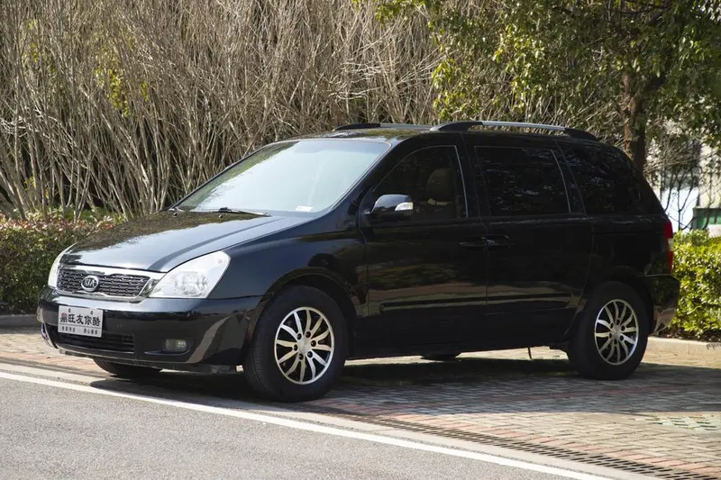 Kia VQ 2.7 Comfort Edition, 2011 — фото 1