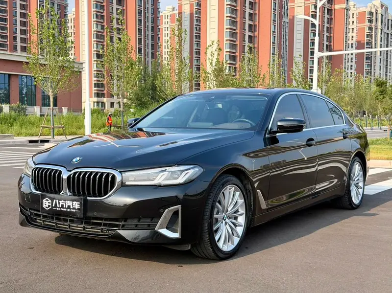 BMW 5-Series, 2021